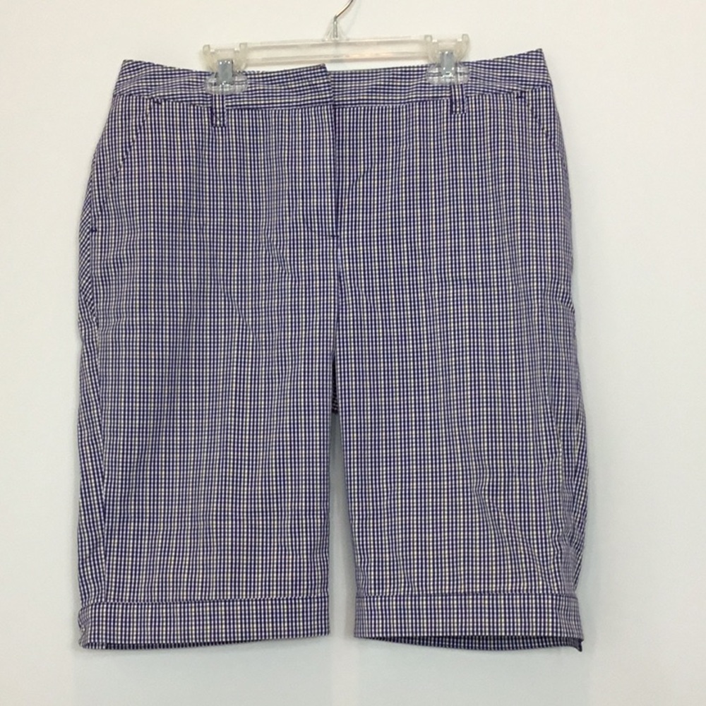 🟢 3 for $10 Cutter & Buck shorts size 8